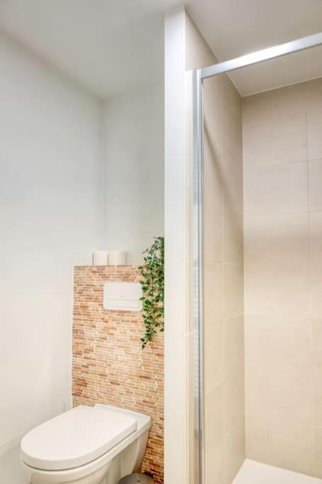 5-guest In Ostend, Steps From The